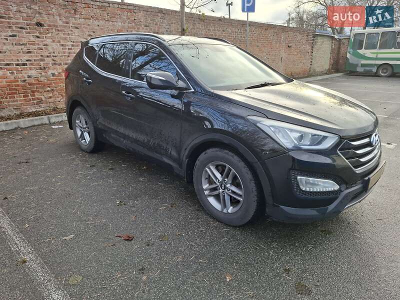 Внедорожник / Кроссовер Hyundai Santa FE 2014 в Чернигове