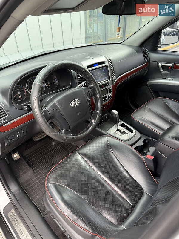 Позашляховик / Кросовер Hyundai Santa FE 2007 в Володимирі