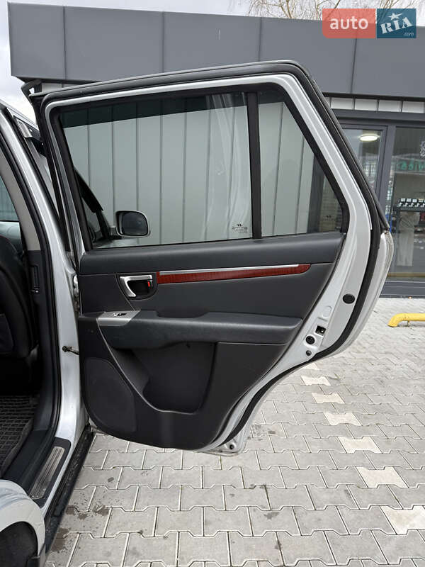 Позашляховик / Кросовер Hyundai Santa FE 2007 в Володимирі