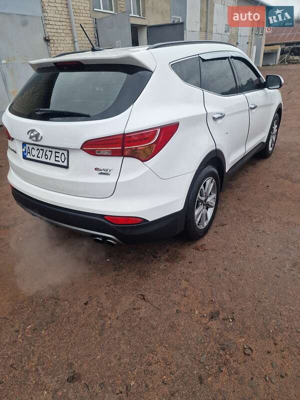 Позашляховик / Кросовер Hyundai Santa FE 2014 в Горохові