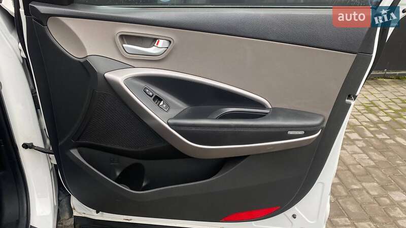 Внедорожник / Кроссовер Hyundai Santa FE 2015 в Виннице фото 35 Внедорожник / Кроссовер Hyundai Santa FE 2015 в Виннице