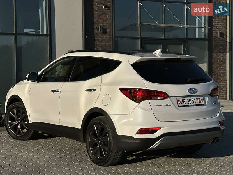 Внедорожник / Кроссовер Hyundai Santa FE 2016 в Тернополе