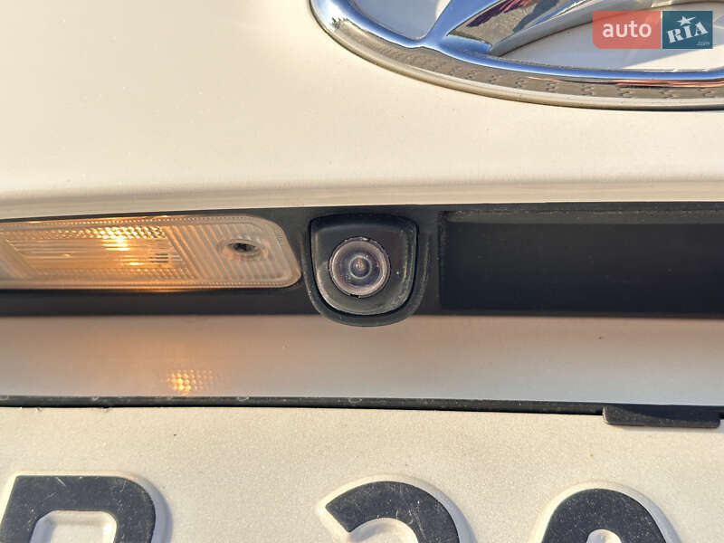 Внедорожник / Кроссовер Hyundai Santa FE 2016 в Тернополе