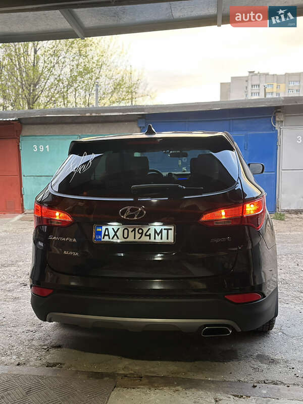 Внедорожник / Кроссовер Hyundai Santa FE 2015 в Харькове