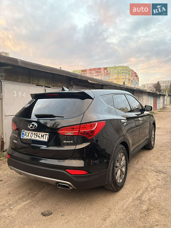 Внедорожник / Кроссовер Hyundai Santa FE 2015 в Харькове