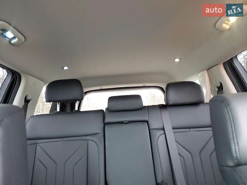 Внедорожник / Кроссовер Hyundai Santa FE 2024 в Львове