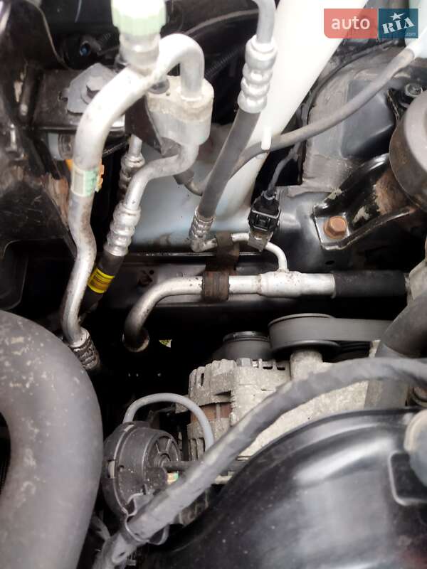 Внедорожник / Кроссовер Hyundai Santa FE 2014 в Киеве фото 27 Внедорожник / Кроссовер Hyundai Santa FE 2014 в Киеве