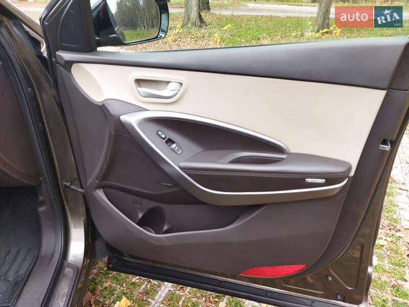 Внедорожник / Кроссовер Hyundai Santa FE 2014 в Киеве фото 49 Внедорожник / Кроссовер Hyundai Santa FE 2014 в Киеве
