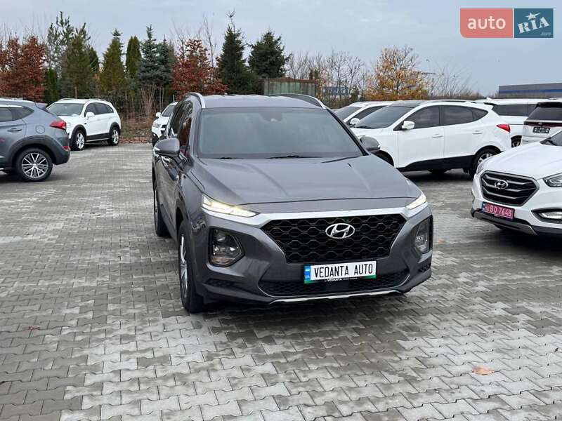 Внедорожник / Кроссовер Hyundai Santa FE 2018 в Киеве