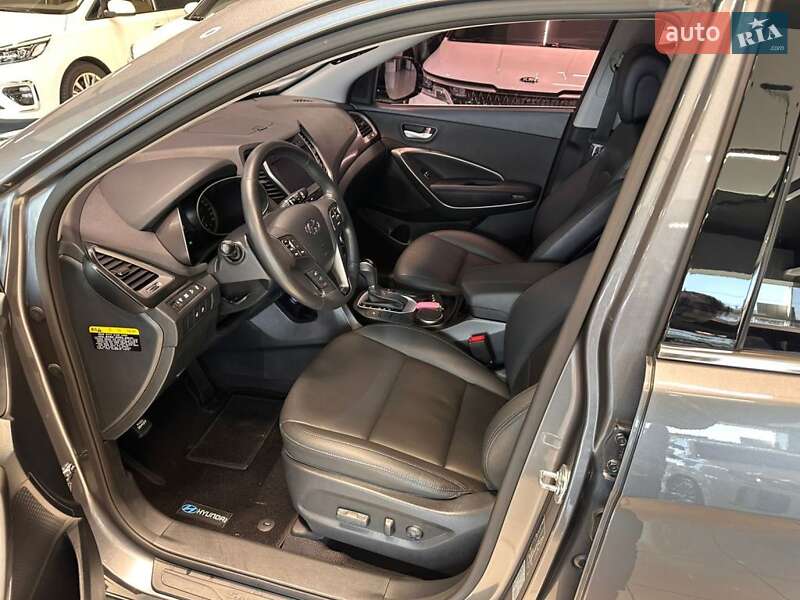 Внедорожник / Кроссовер Hyundai Santa FE 2015 в Одессе