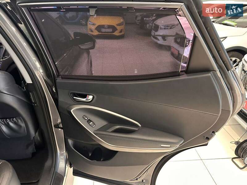 Внедорожник / Кроссовер Hyundai Santa FE 2015 в Одессе