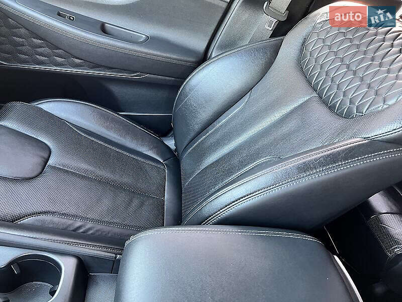 Внедорожник / Кроссовер Hyundai Santa FE 2018 в Одессе