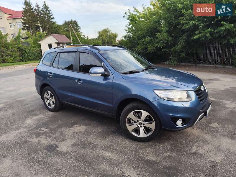 Внедорожник / Кроссовер Hyundai Santa FE 2011 в Черкассах