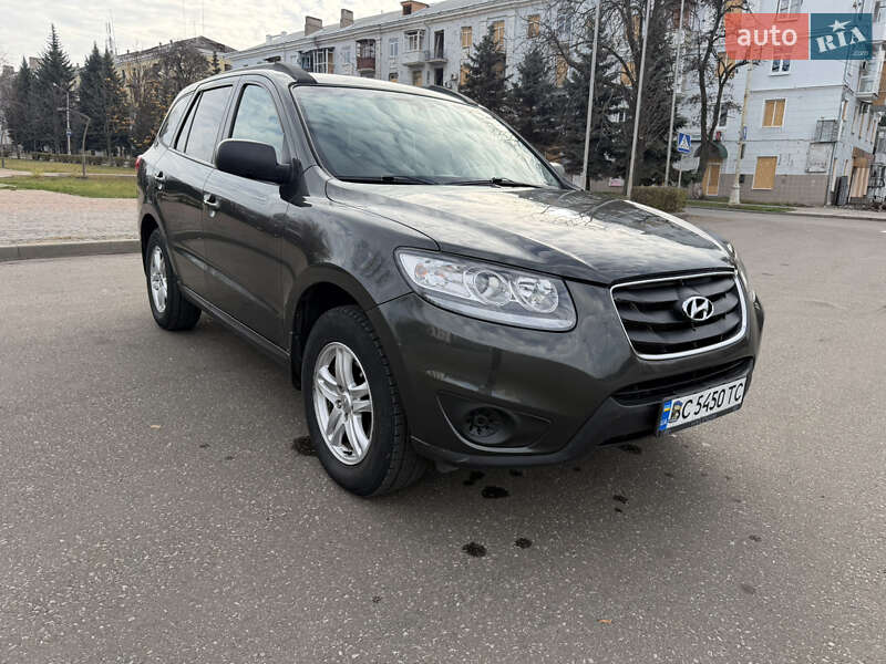 Внедорожник / Кроссовер Hyundai Santa FE 2012 в Краматорске
