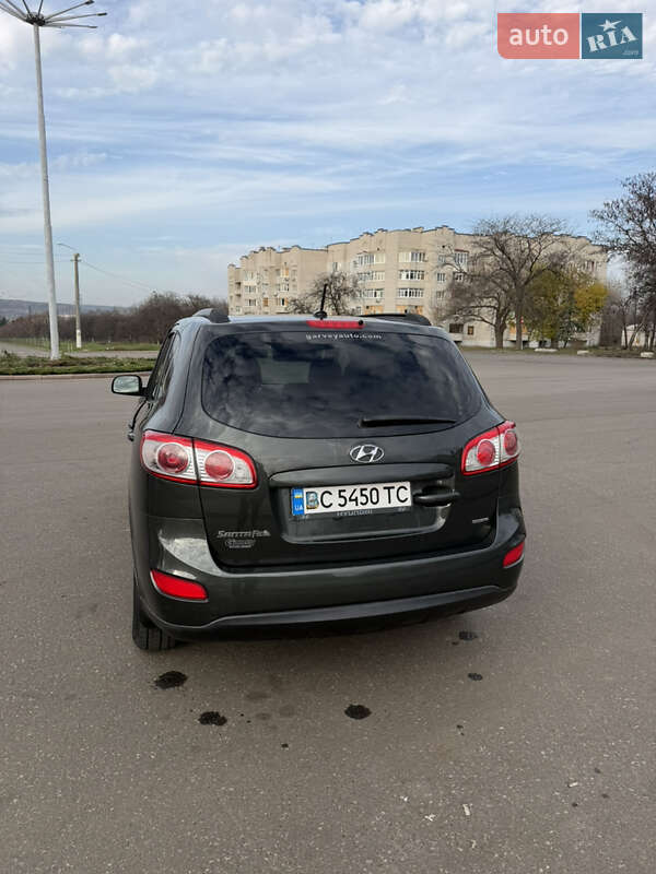 Внедорожник / Кроссовер Hyundai Santa FE 2012 в Краматорске