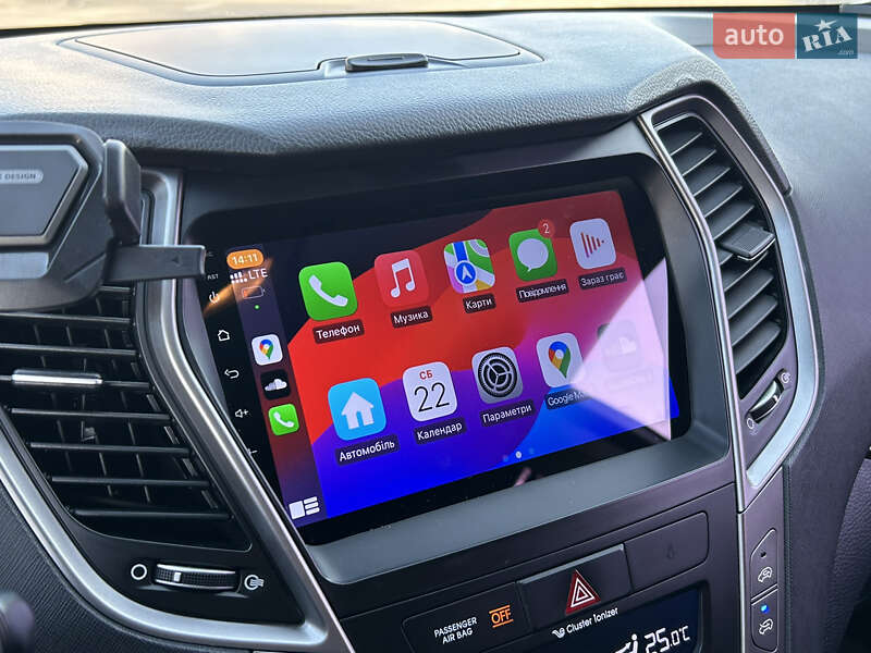 Внедорожник / Кроссовер Hyundai Santa FE 2015 в Дубно