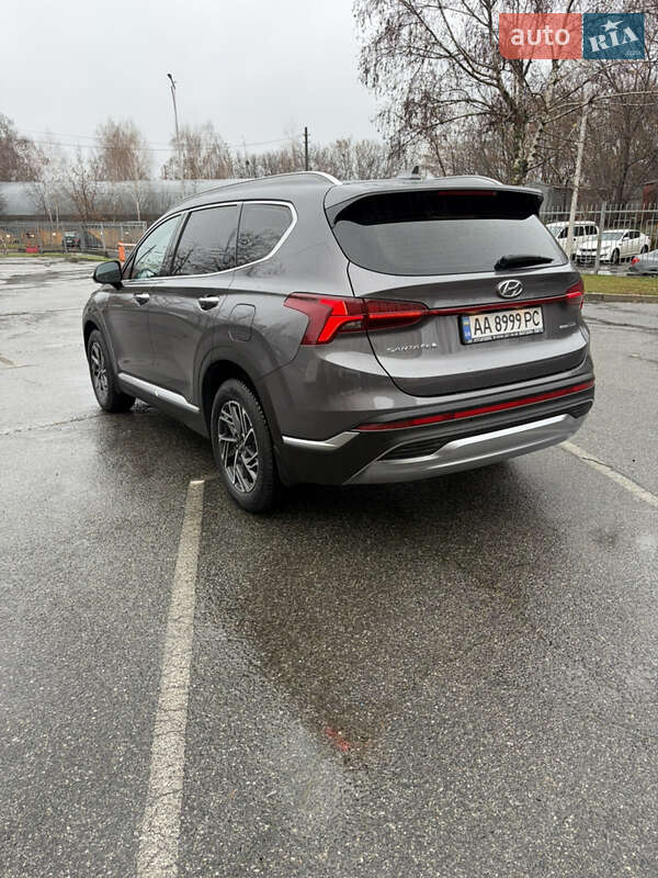 Внедорожник / Кроссовер Hyundai Santa FE 2021 в Киеве