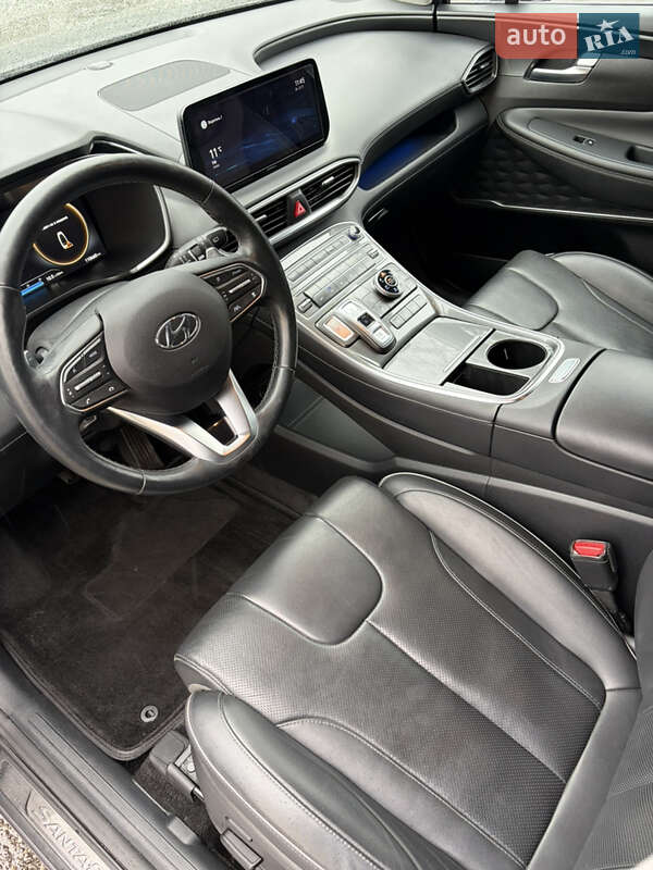 Внедорожник / Кроссовер Hyundai Santa FE 2021 в Киеве