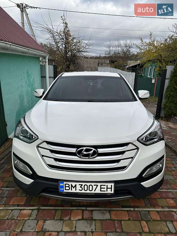 Внедорожник / Кроссовер Hyundai Santa FE 2012 в Глухове