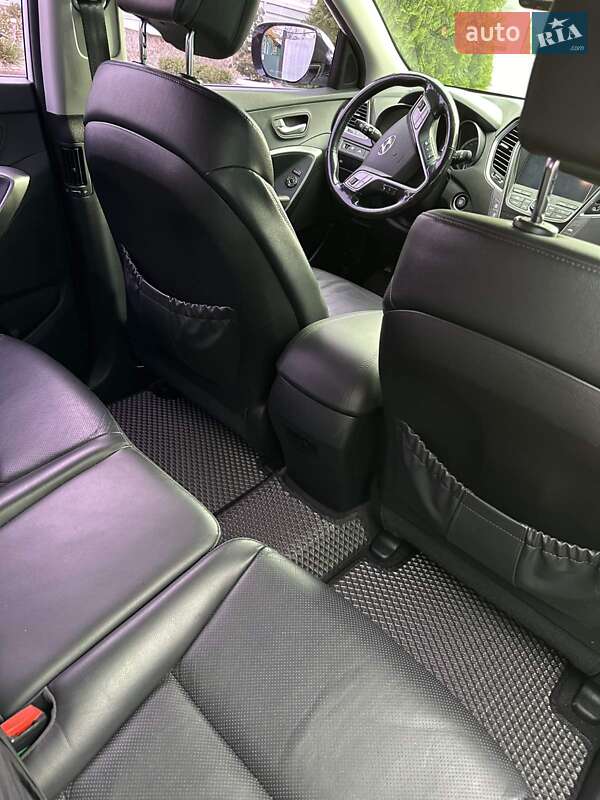 Внедорожник / Кроссовер Hyundai Santa FE 2012 в Глухове