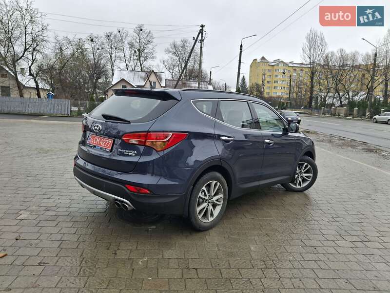 Внедорожник / Кроссовер Hyundai Santa FE 2015 в Ивано-Франковске
