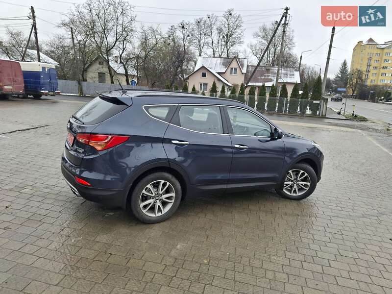 Внедорожник / Кроссовер Hyundai Santa FE 2015 в Ивано-Франковске