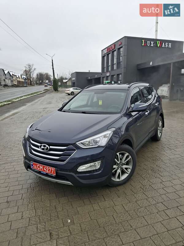 Внедорожник / Кроссовер Hyundai Santa FE 2015 в Ивано-Франковске