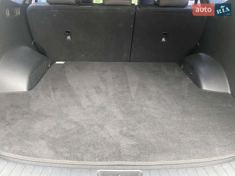 Внедорожник / Кроссовер Hyundai Santa FE 2019 в Конотопе