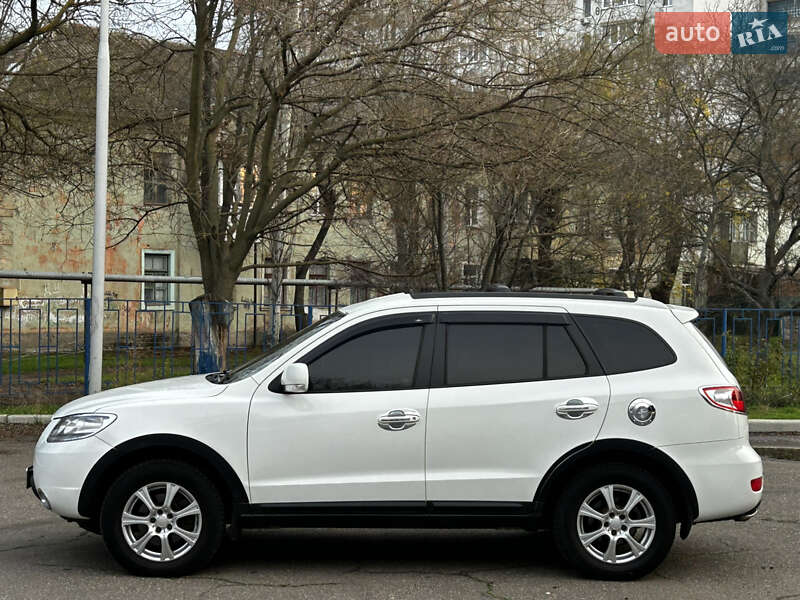 Внедорожник / Кроссовер Hyundai Santa FE 2008 в Николаеве