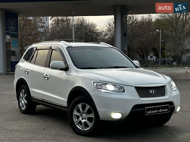 Внедорожник / Кроссовер Hyundai Santa FE 2008 в Николаеве