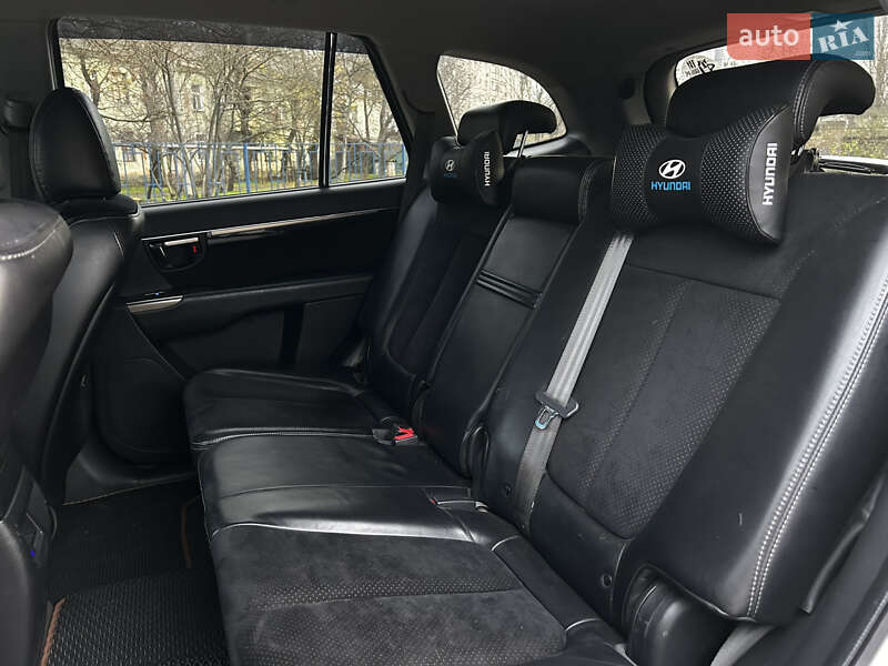 Внедорожник / Кроссовер Hyundai Santa FE 2008 в Николаеве
