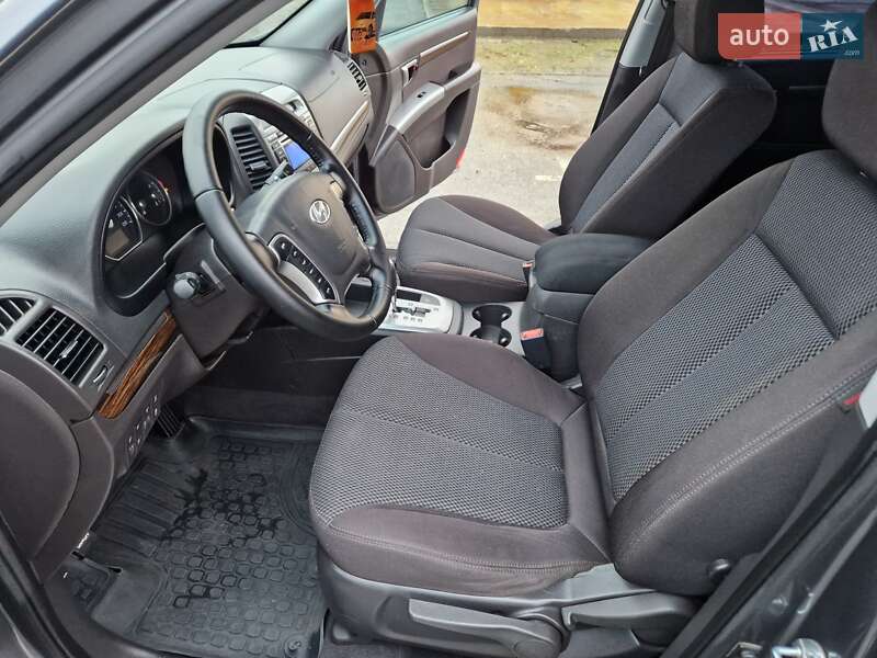 Внедорожник / Кроссовер Hyundai Santa FE 2011 в Харькове