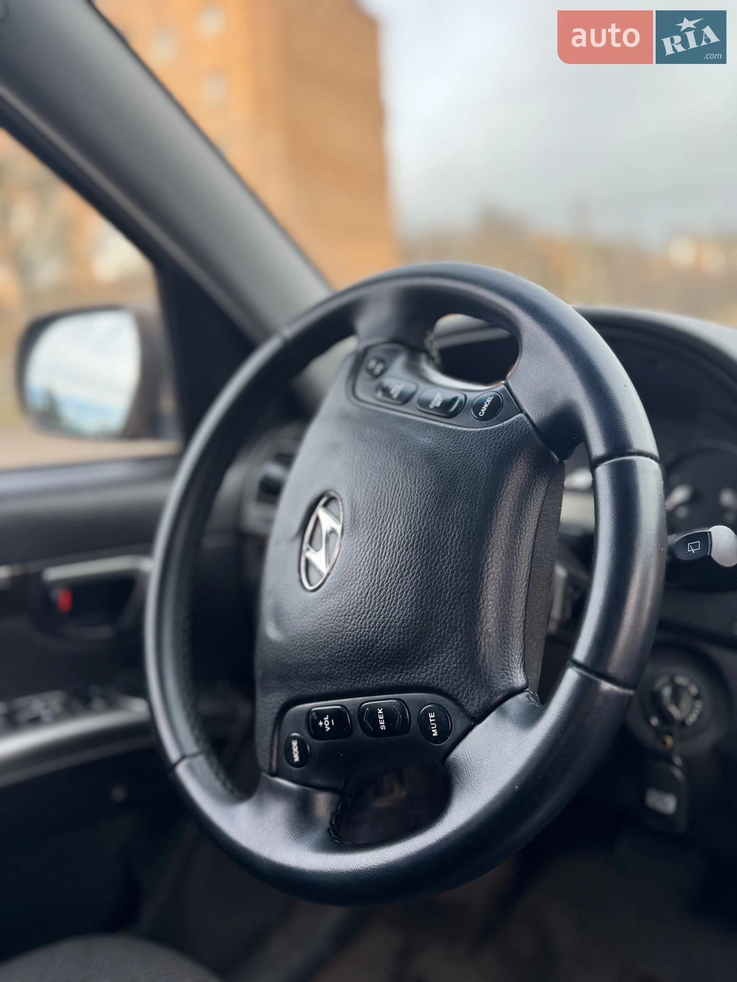 2011 Hyundai Santa Fe - мініатюра 11