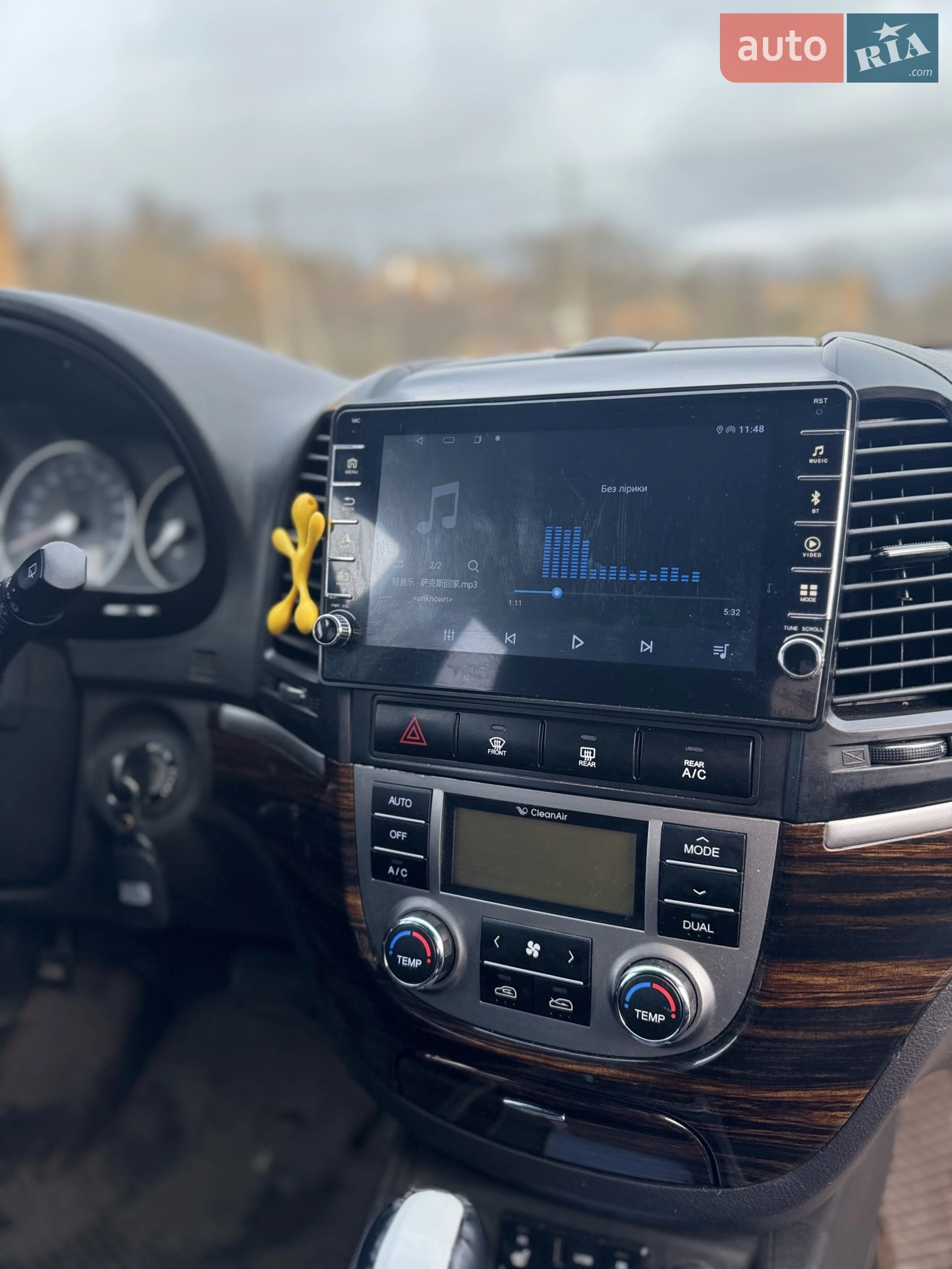 2011 Hyundai Santa Fe - мініатюра 12