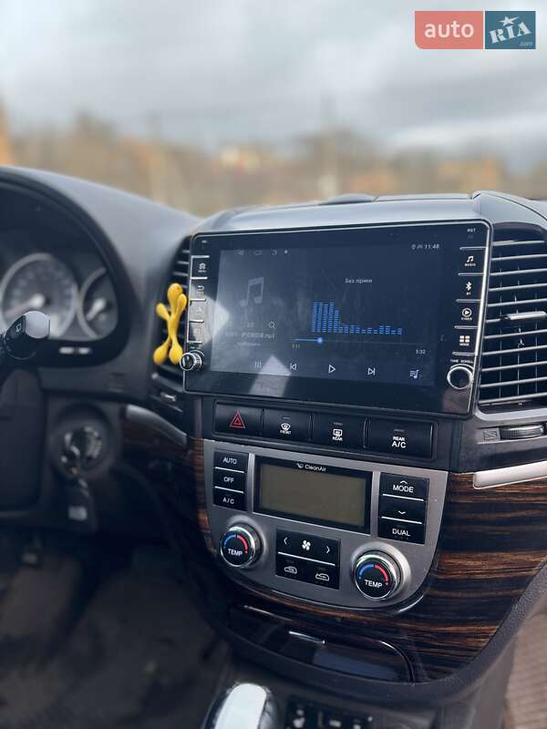 Позашляховик / Кросовер Hyundai Santa FE 2011 в Нових Санжарах