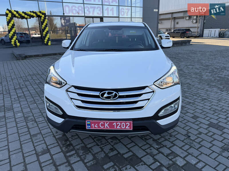 Внедорожник / Кроссовер Hyundai Santa FE 2012 в Ивано-Франковске