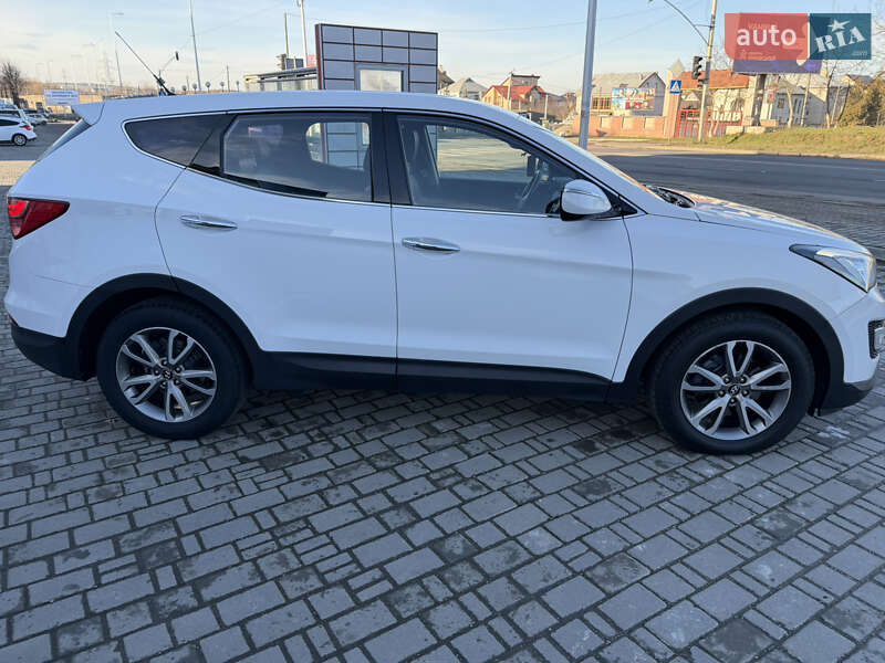 Внедорожник / Кроссовер Hyundai Santa FE 2012 в Ивано-Франковске