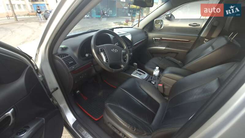 Внедорожник / Кроссовер Hyundai Santa FE 2010 в Запорожье