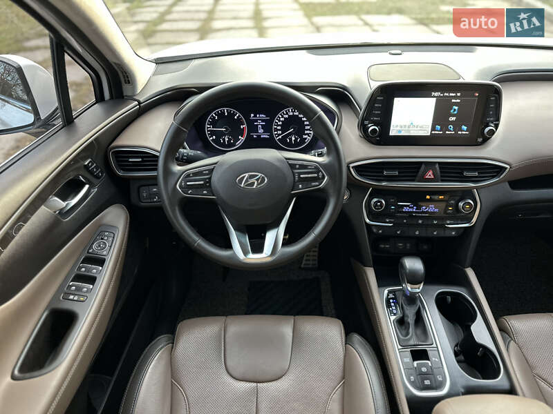 Позашляховик / Кросовер Hyundai Santa FE 2018 в Харкові