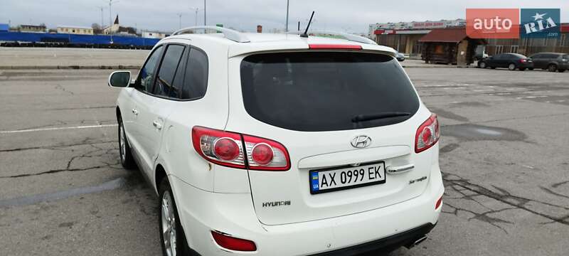 Внедорожник / Кроссовер Hyundai Santa FE 2011 в Харькове