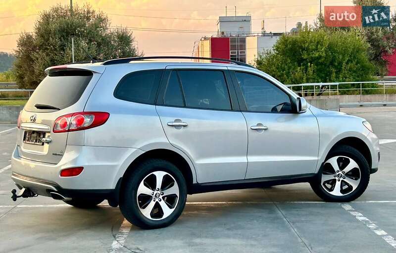 Внедорожник / Кроссовер Hyundai Santa FE 2012 в Киеве фото 15 Внедорожник / Кроссовер Hyundai Santa FE 2012 в Киеве