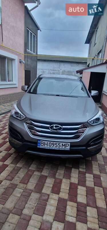 Внедорожник / Кроссовер Hyundai Santa FE 2015 в Одессе