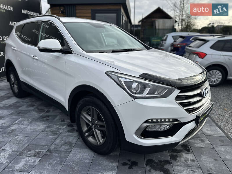 Внедорожник / Кроссовер Hyundai Santa FE 2017 в Виннице