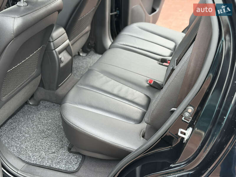 Внедорожник / Кроссовер Hyundai Santa FE 2010 в Ровно