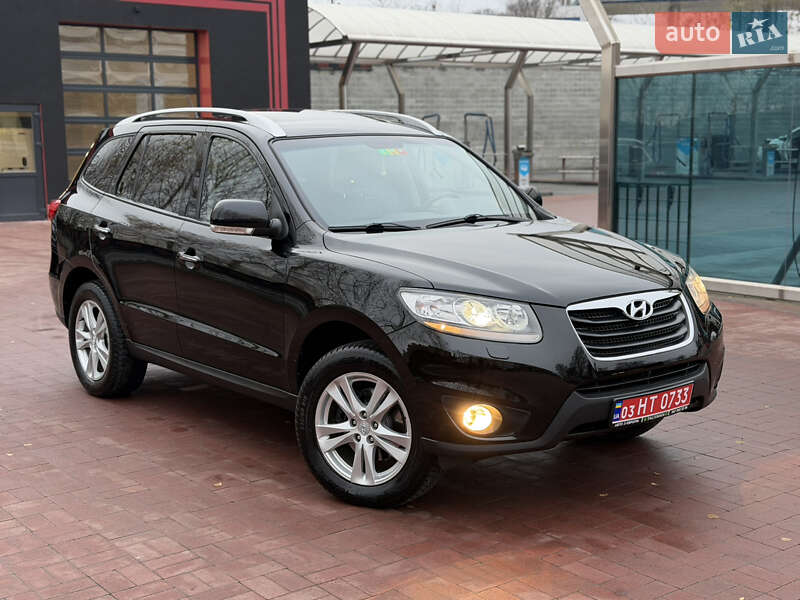 Внедорожник / Кроссовер Hyundai Santa FE 2010 в Ровно
