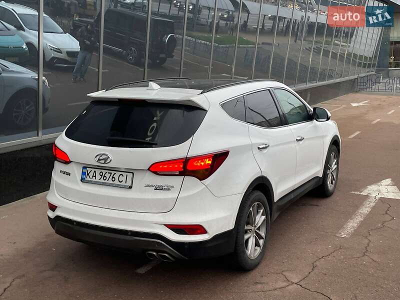 Позашляховик / Кросовер Hyundai Santa FE 2015 в Києві