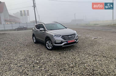 Внедорожник / Кроссовер Hyundai Santa FE 2016 в Черновцах