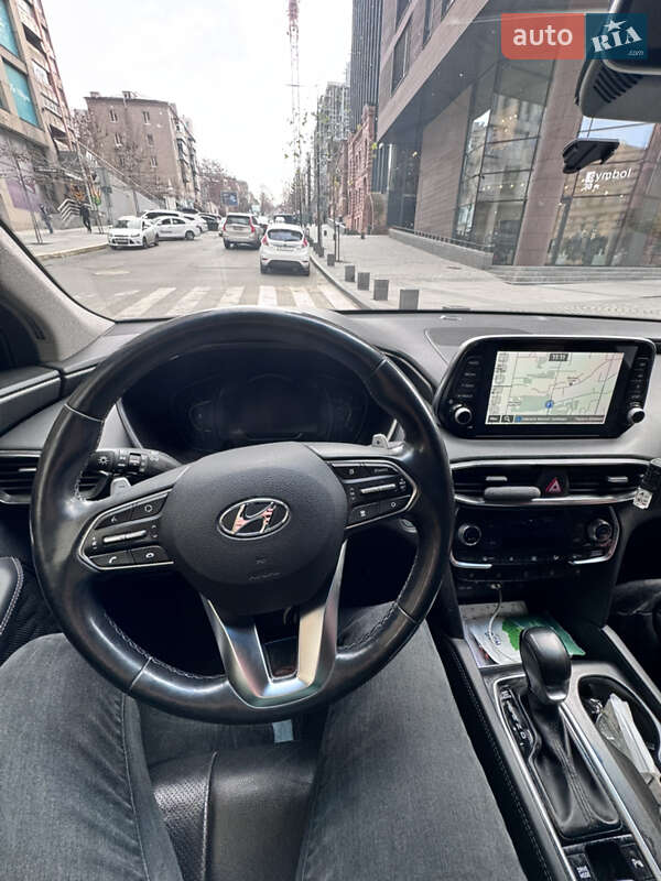 Внедорожник / Кроссовер Hyundai Santa FE 2018 в Днепре