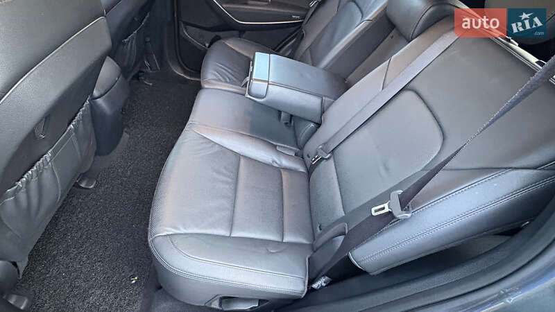 Внедорожник / Кроссовер Hyundai Santa FE 2016 в Виннице