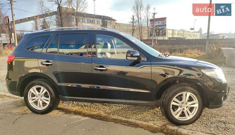 Внедорожник / Кроссовер Hyundai Santa FE 2010 в Ивано-Франковске